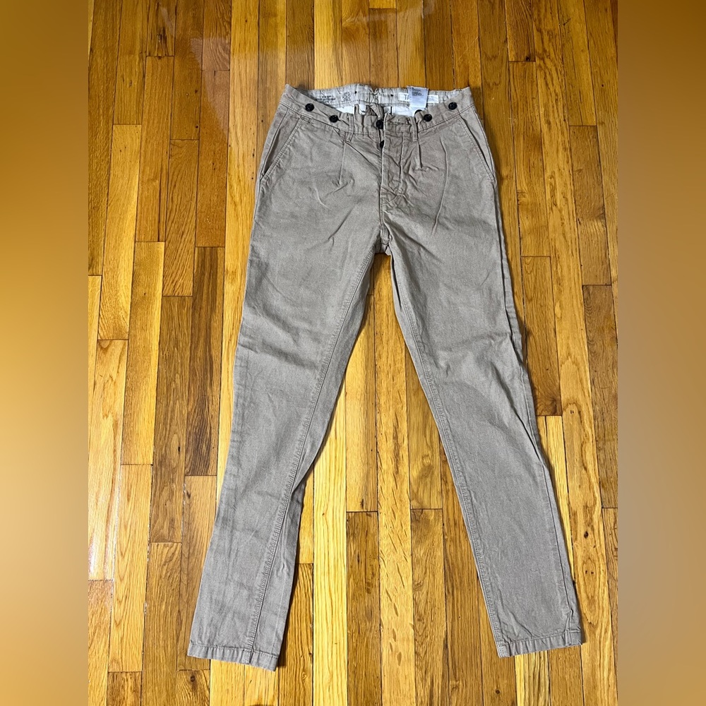 Tapered brown pants